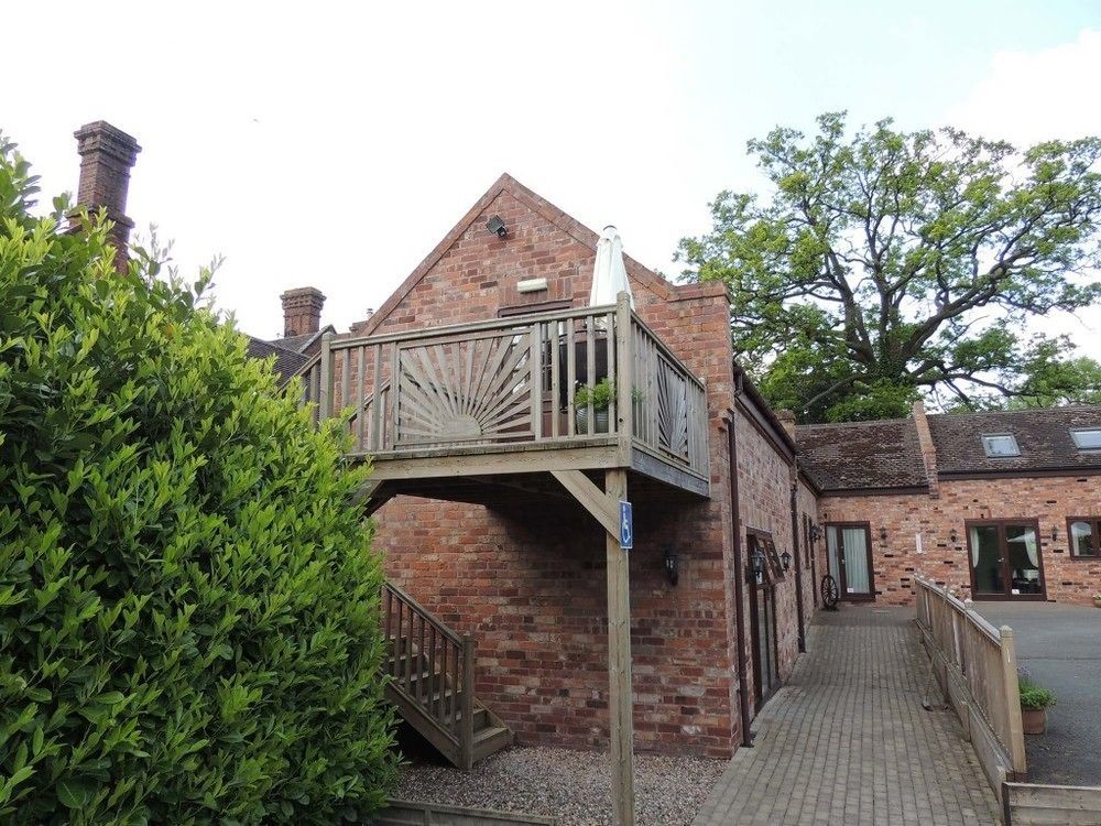 Hotel The Manor Coach House Hindlip Exterior foto
